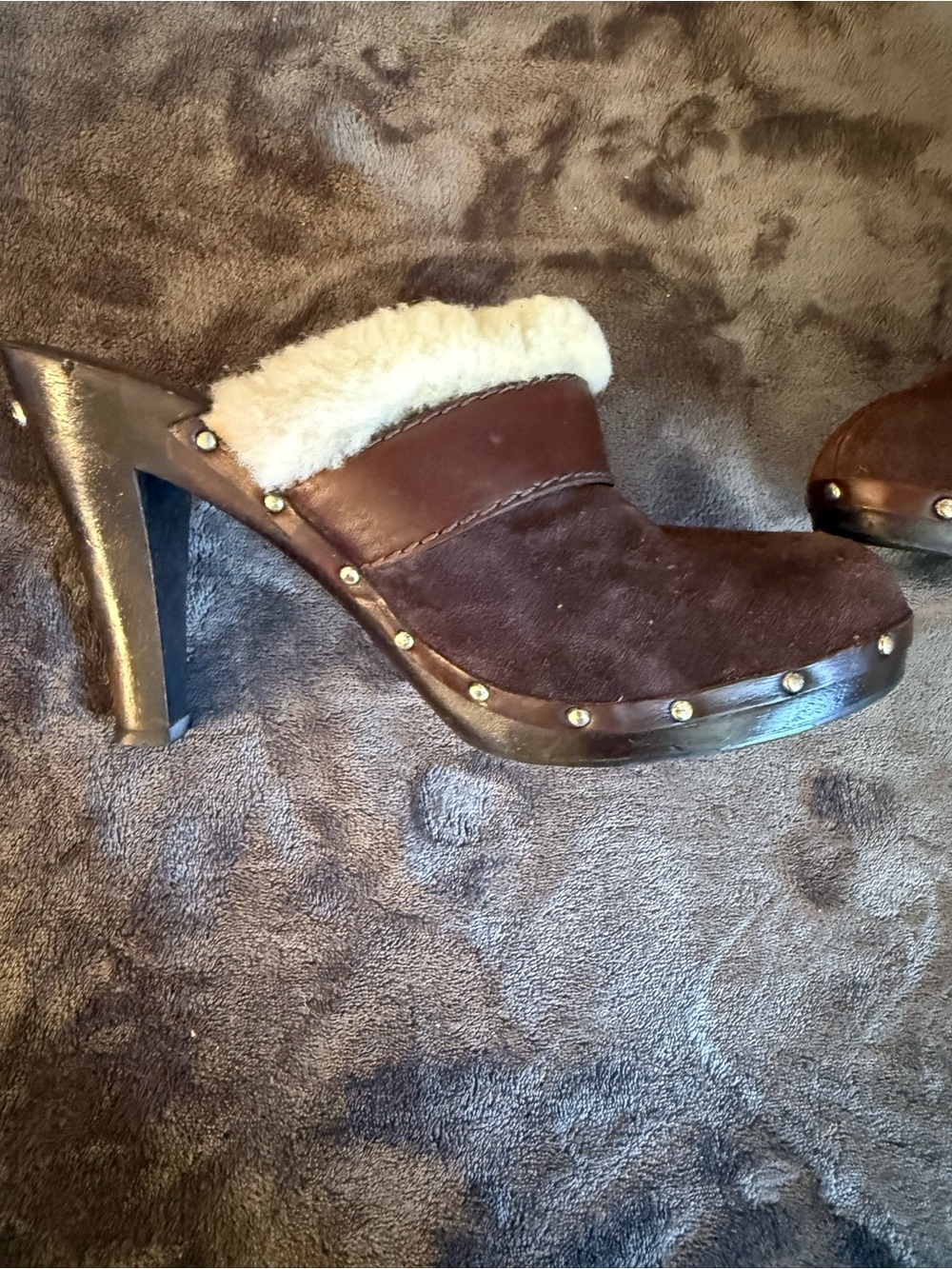 Michael Kors Brown Suede Shearling-Trim Buckle Clog - Picture 9 of 13